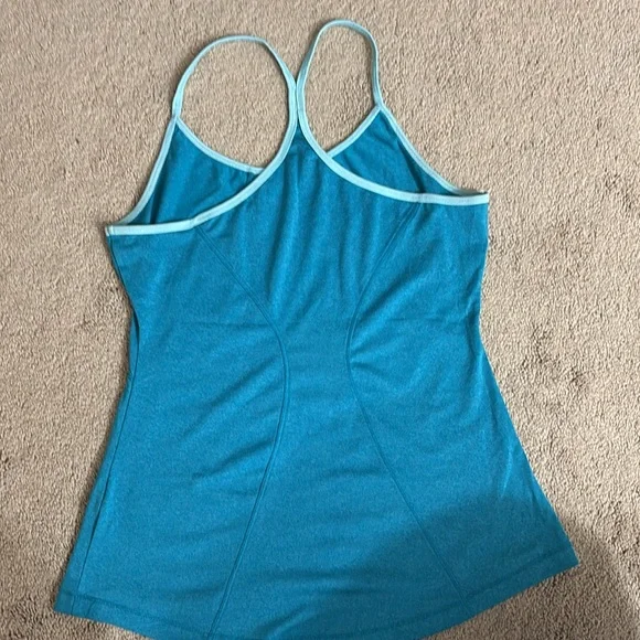 Work Out Top - Picture 4 of 4